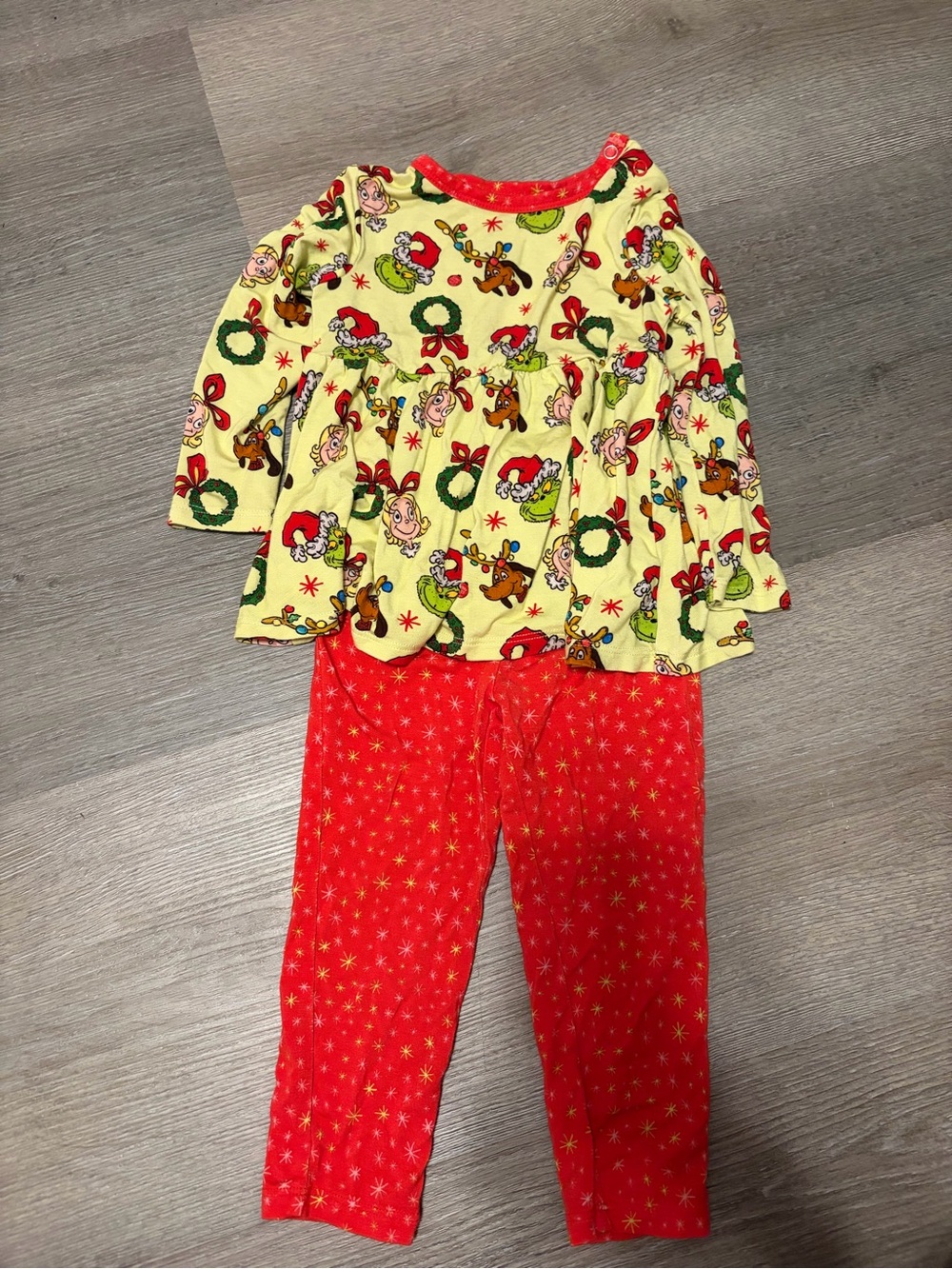 Dr.Seuss the grinch baby girls bamboo 2pc set 12-18months